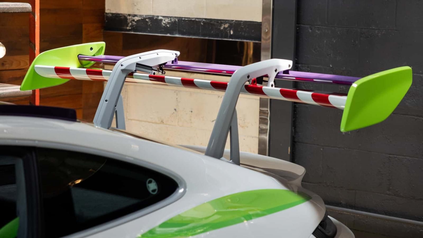 Η Porsche ετοίμασε αυτοκίνητα για τους χαρακτήρες του Toy Story!